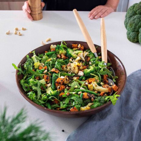 Jennifer Garner Trending Big Salad Recipe in a wooden serving bowl